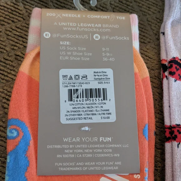FUN SOCKS - Picture 2 of 2